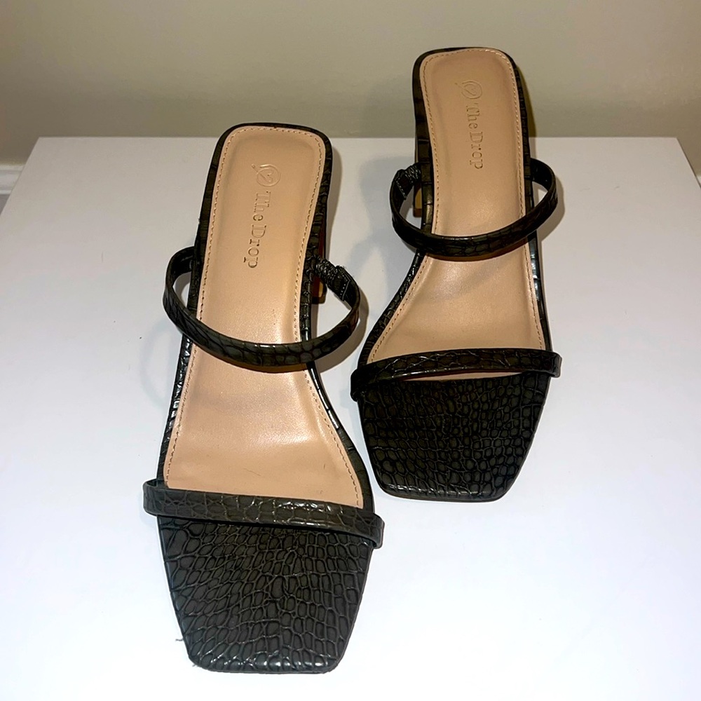 The Drop Croc-Embossed Strappy Heels – Size 7.5, Green